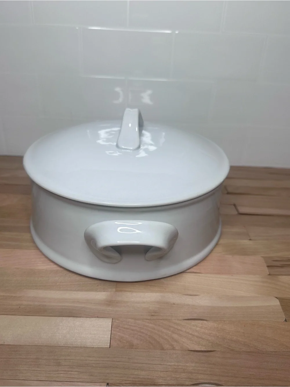 Crate&Barrel White Ceramic Covered Casserole with Side Handles